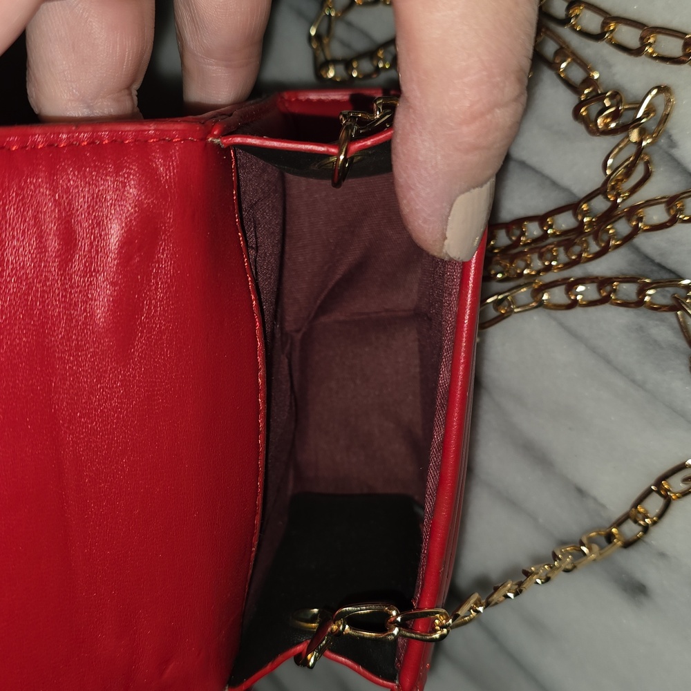 Red Quilted Chain Crossbody Bag ❤️ - Picture 8 of 12